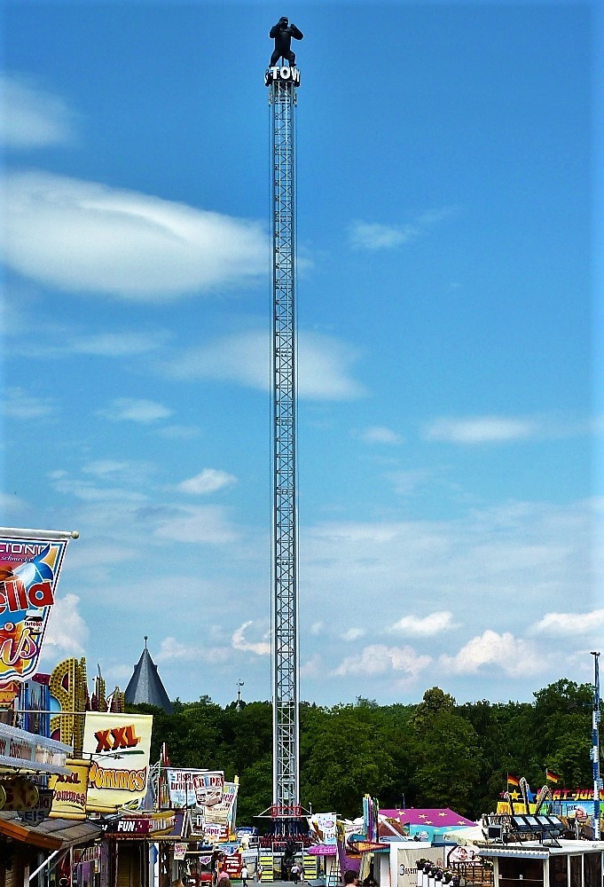 Foire aux manèges de Lille MEGA KING TOWER - Fête en Allemagne.jpg (184 KB)